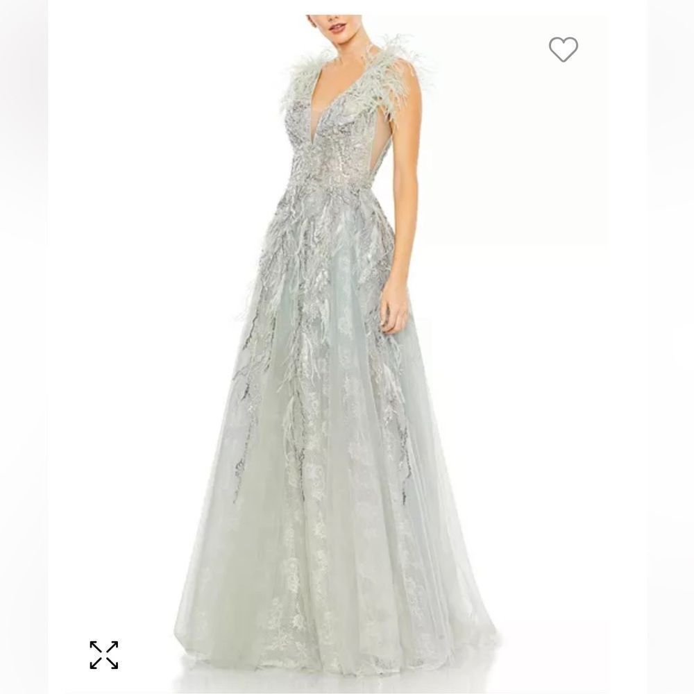 Mac Duggal Embellished Feathered Sleeveless A Line Gown 20259 NWT